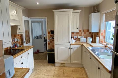 2 Glebe Way, Hardingstone, Northampton, NN4 6DH