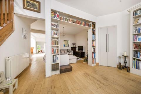 43 Lock Road, Richmond, TW10 7LQ