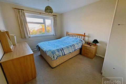 2 bedroom detached bungalow for sale, Southampton SO19