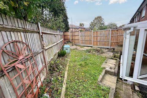 2 Cedar Close, Bursledon, Southampton, SO31 8LA