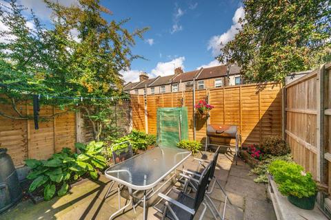 24 Torrens Square, London, E15 4NB
