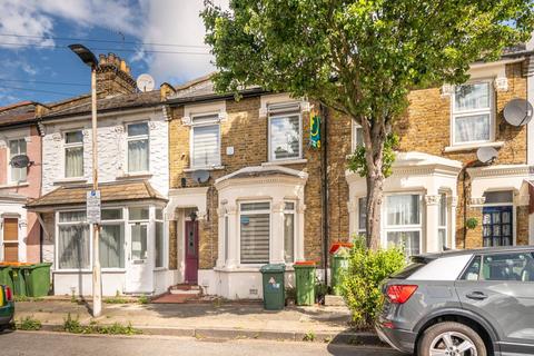 24 Torrens Square, London, E15 4NB