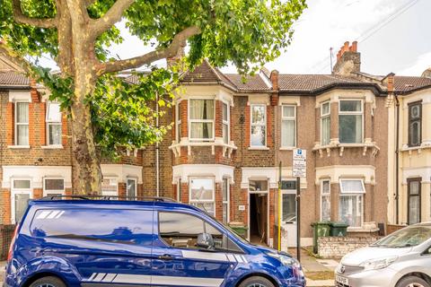 1 bedroom flat for sale - Waghorn Road, Upton Park, London, E13