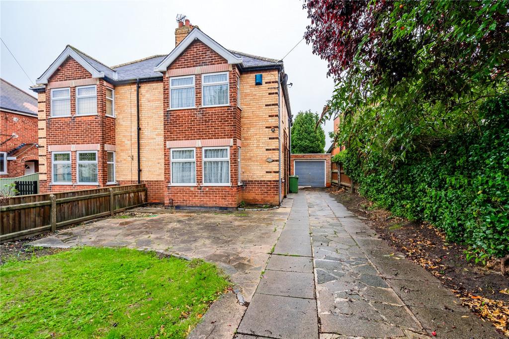 Louth Road, Scartho, Grimsby, N E... 3 bed semidetached house £825