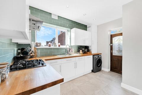 140 William Barefoot Drive, London, SE9 3BP