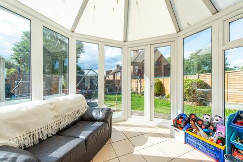 140 William Barefoot Drive, London, SE9 3BP