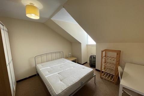 2 bedroom flat to rent, Cecil Street, Glasgow, G12