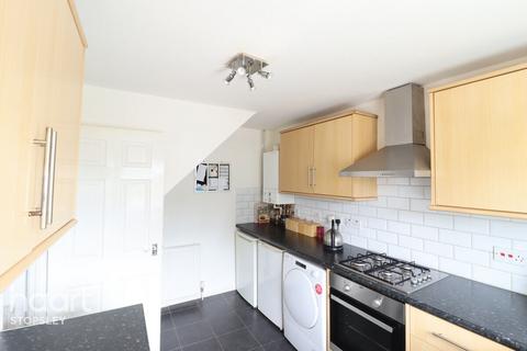 16a West Way, Luton, LU2 8DZ