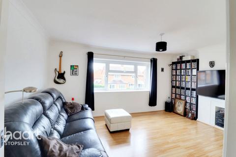 16a West Way, Luton, LU2 8DZ