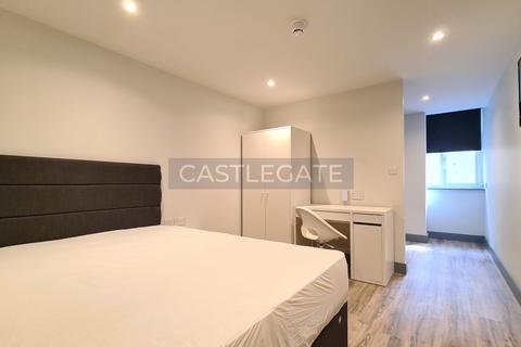 Studio to rent, Renaissance Works, New Street, Huddersfield, HD1 2AS