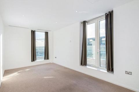 2 bedroom apartment to rent, Ability Place, South Quay, London, E14