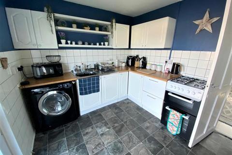 4 Campbell Grove, Grimsby, DN37 9AH