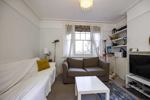 2 bedroom flat to rent, Queens Club Gardens, Baron`s Court, W14