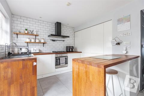 54 Tangmere Crescent, Hornchurch, RM12 5PX