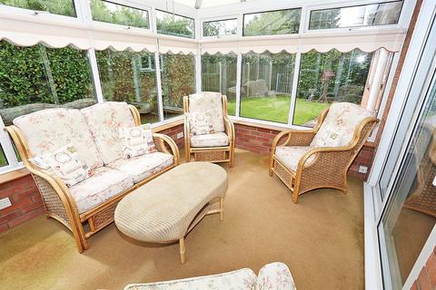3 bedroom detached bungalow for sale - Bridewell Lane, Acle, Norwich, NR13