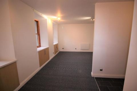 2 bedroom flat to rent, High Street, Brechin DD9