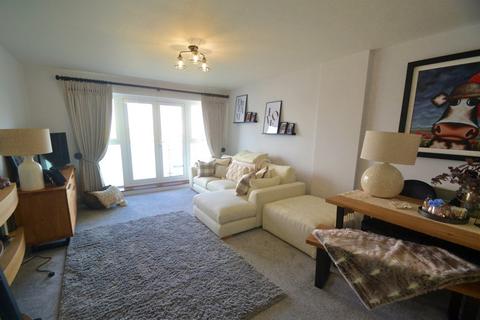 2 bedroom flat to rent, Poole