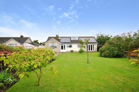 4 bedroom detached bungalow for sale, Hill Lea Gardens, Cheddar, BS27