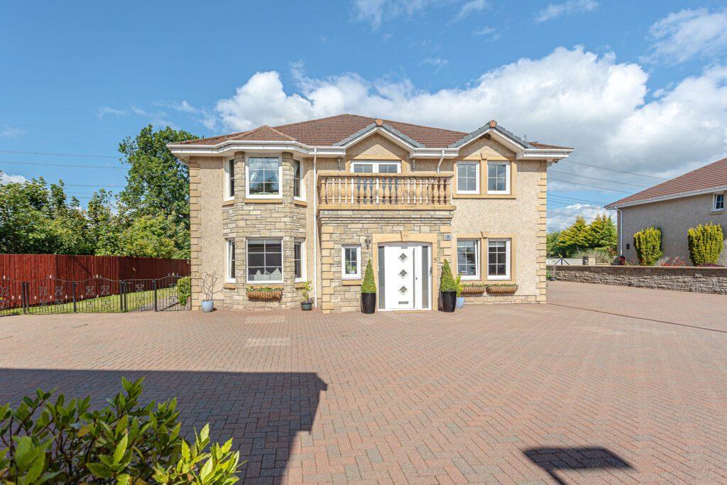 Fairview House, Fairfields, By Dunmore, FK2 5 bed detached house for