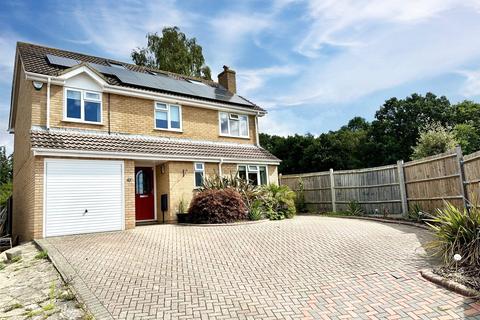 5 bedroom detached house for sale, Acacia Avenue, Owlsmoor, Sandhurst, Berkshire, GU47