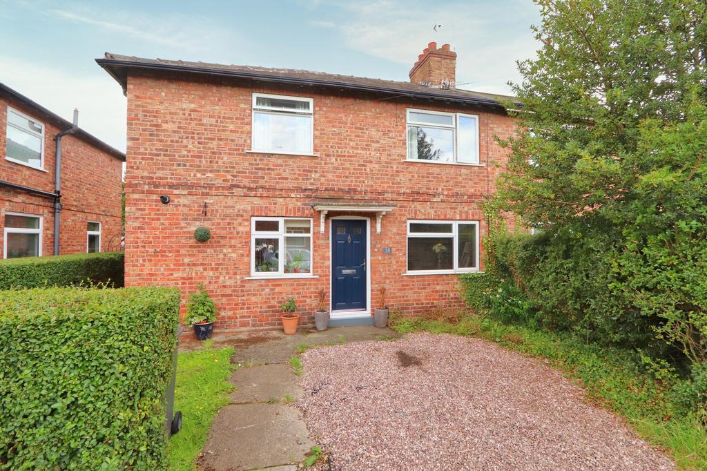 Hamilton Avenue, Cadishead, M44 3 bed semidetached house for sale £