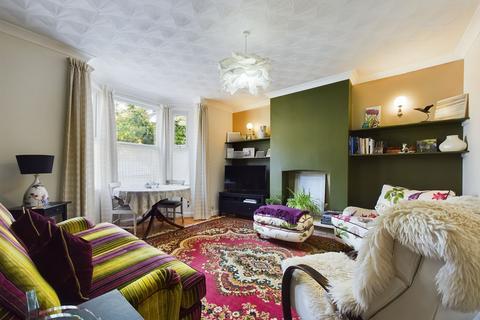 4 bedroom flat for sale, Temple Close, Huntingdon, Cambridgeshire.