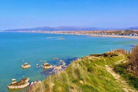 3 bedroom detached house for sale, Ty Cerrig, High St, Borth, Ceredigion