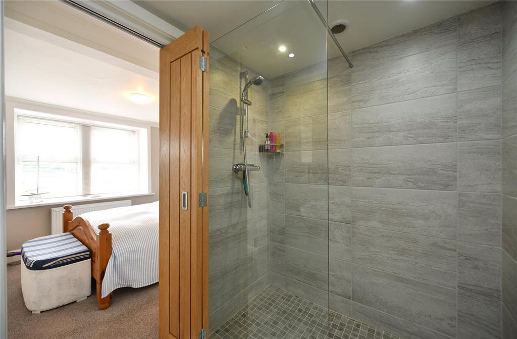 Ensuite Shower