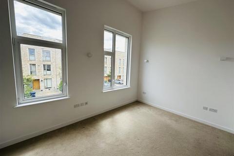 2 Camborne Road, Edgware, HA8 8FD