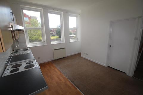 1 bedroom flat for sale, Wilbury House, Littlehampton BN17