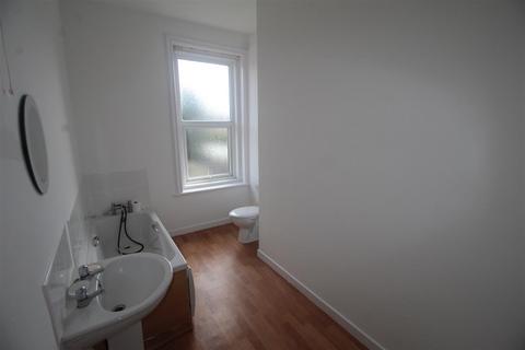 1 bedroom flat for sale, Wilbury House, Littlehampton BN17