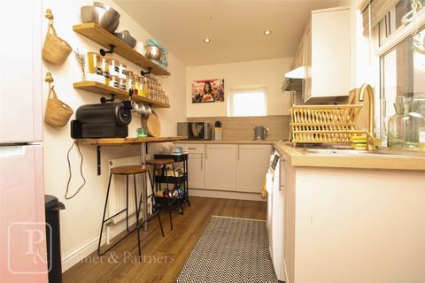 2 bedroom end of terrace house to rent, Ipswich Road, Colchester, Essex, CO1