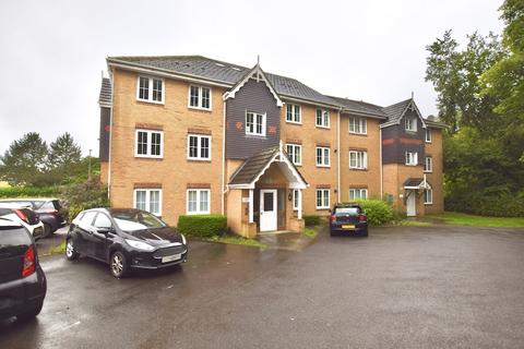 15 Ferndown Close, Beggarwood, Basingstoke, RG22 4SE