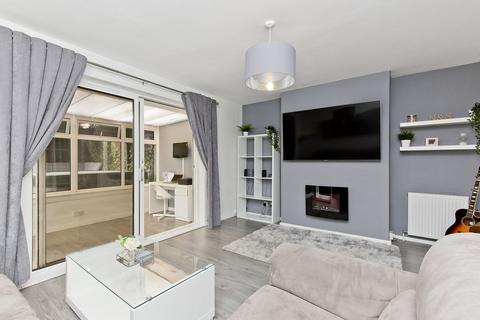 37 Forth View, West Barns, Dunbar, EH42 1TZ
