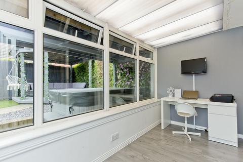 37 Forth View, West Barns, Dunbar, EH42 1TZ