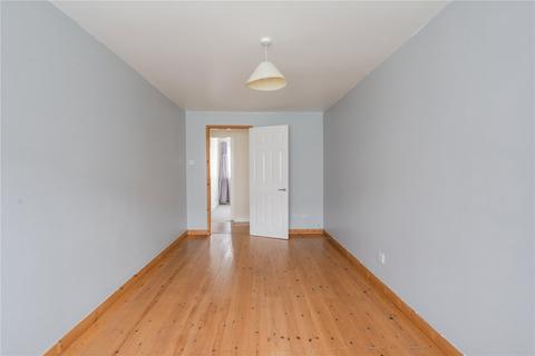 2 bedroom apartment to rent, Thorgam Court, Grimsby, Lincolnshire, DN31