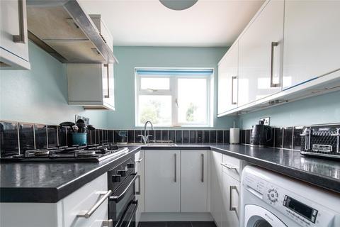 21 Thomas Drive, Gravesend, DA12 5PY