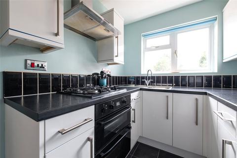 21 Thomas Drive, Gravesend, DA12 5PY