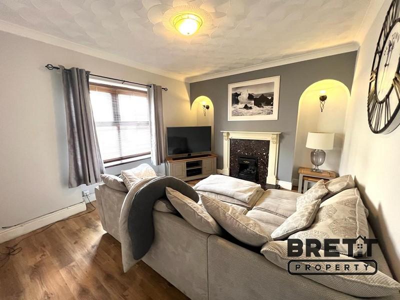 32 Kensington Road, Neyland, Milford Haven, Pembrokeshire 3 bed