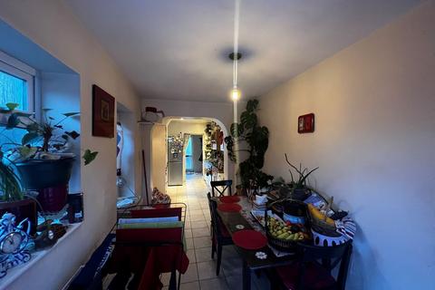 5 Chiltern Road, Ilford, IG2 7JR