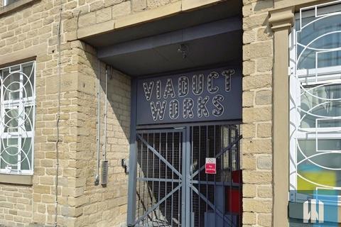 1 bedroom in a house share to rent, Ray Street, Huddersfield, HD1