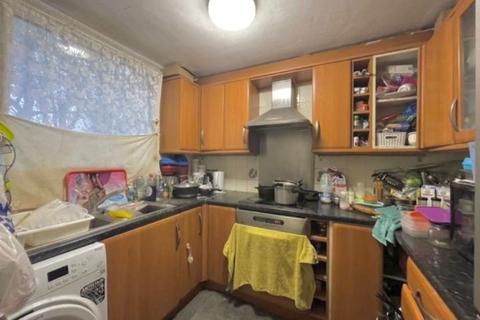 50 Redwood Estate, Hounslow, TW5 9PN