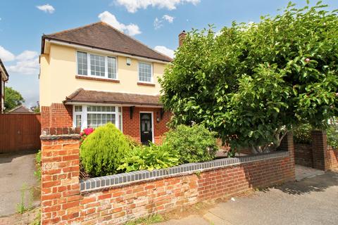 3 bedroom detached house for sale - Muscliffe Lane, Bournemouth BH9