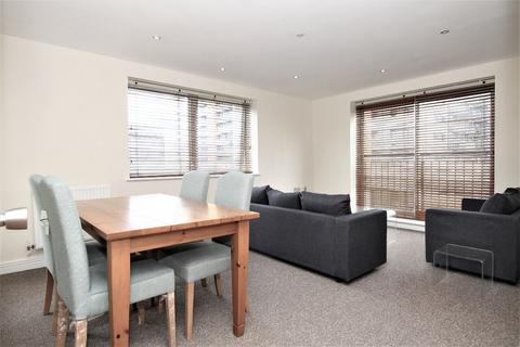2 bedroom flat to rent, Sail Court, Newport Avenue, Canary Wharf