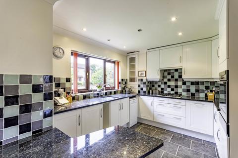 4 bedroom detached house for sale, Church View, Beckingham, Doncaster