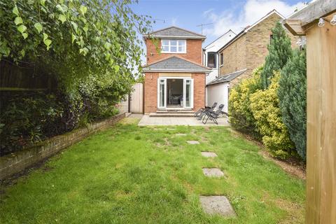 3 bedroom semi-detached house for sale, Holly Road, Hampshire GU12