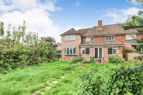 92 Castleview Road, Chiseldon, Swindon, SN4 0NT