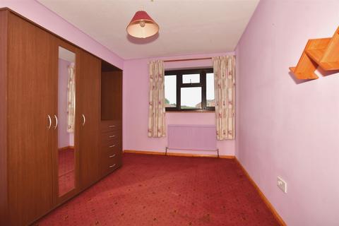 21 Chestnut Drive, Sturry, Canterbury, CT2 0NB