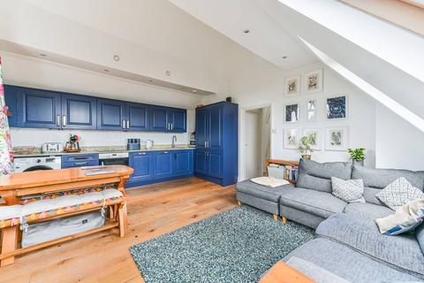Flat 4, 1 Hamlet Road, London, SE19 2AP