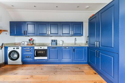 Flat 4, 1 Hamlet Road, London, SE19 2AP